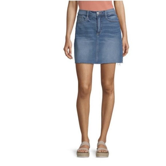 a.n.a Dresses & Skirts - Denim Blue Jean Skirt Women Size 6 A new approach Frayed New ana Casual